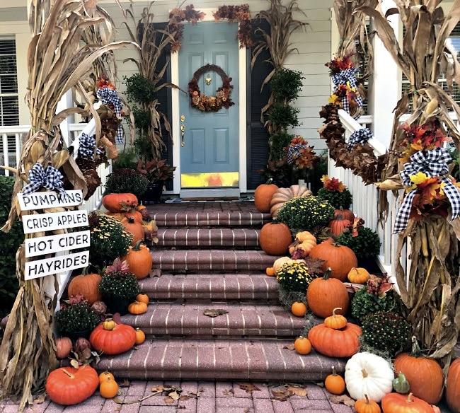 How to best consolidate Halloween Decorations